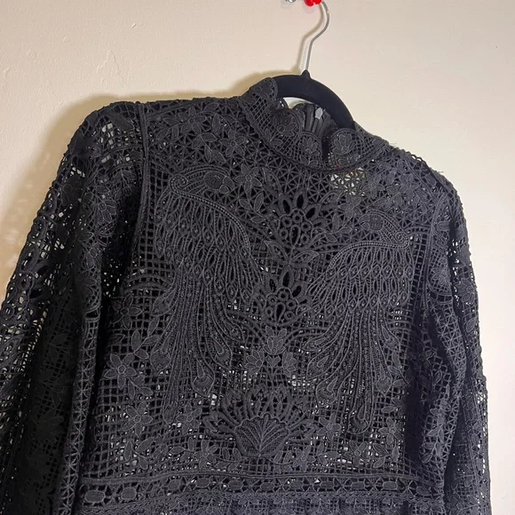 FARM Rio Black Guipure Lace Balloon sleeve, Blouse. EUC. No flaws. Womens Small - Picture 2 of 10